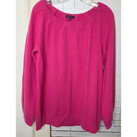 Anne Klein Sweaters - Anne Klein Pink Cashmere Sweater Womens M Pullover Pleated Neckline Classic